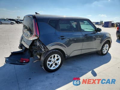 Trzecie zdjęcie samochodu z tyłu: 2023 KIA SOUL S VIN:KNDJ23AU2P7204138 - miniatura