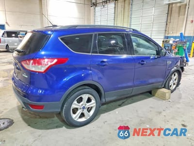 Trzecie zdjęcie samochodu z tyłu: 2016 FORD ESCAPE SE VIN:1FMCU0GX0GUA96389 - miniatura