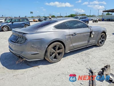 Trzecie zdjęcie samochodu z tyłu: 2022 FORD MUSTANG VIN:1FA6P8THXN5111550 - miniatura