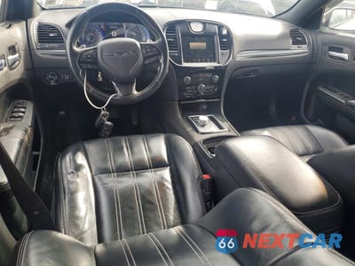 Zdjęcie 8 z 11 samochodu: 2015 CHRYSLER 300 S VIN:2C3CCAGG9FH803413 - miniatura