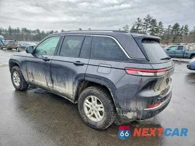 Drugie zdjęcie samochodu z przodu: 2023 JEEP GRAND CHEROKEE LAREDO VIN:1C4RJHAG4PC575192 - miniatura