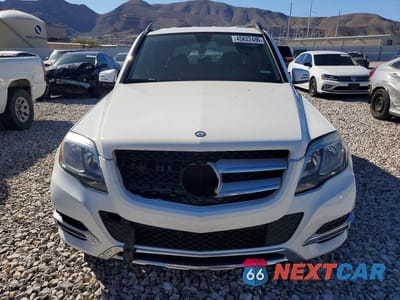 Piąte zdjęcie samochodu w środku: 2015 MERCEDES-BENZ GLK 350 VIN:WDCGG5HB6FG407568 - miniatura