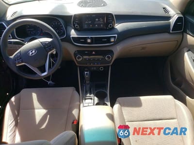 Zdjęcie 8 z 13 samochodu: 2020 HYUNDAI TUCSON SE VIN:KM8J23A4XLU116963 - miniatura