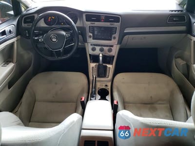 Zdjęcie 8 z 12 samochodu: 2017 VOLKSWAGEN GOLF SPORTWAGEN S VIN:3VW017AU6HM518014 - miniatura