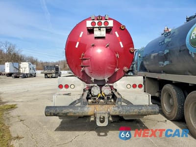 Zdjęcie 6 z 12 samochodu: 2019 KENWORTH CONSTRUCTION T880 VIN:1NKZL40X1KJ242911 - miniatura