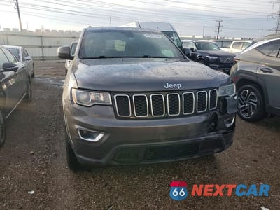 Piąte zdjęcie samochodu w środku: 2021 JEEP GRAND CHEROKEE LAREDO VIN:1C4RJFAG4MC731912 - miniatura