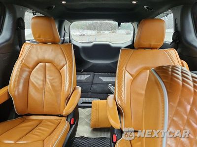 Zdjęcie 19 z 28 samochodu: 2022 CHRYSLER PACIFICA HYBRID PINNACLE VIN:2C4RC1N75NR205532 - miniatura