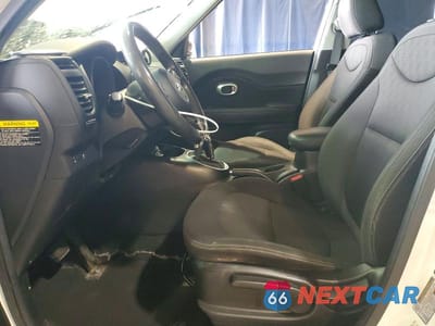 Zdjęcie 7 z 13 samochodu: 2015 KIA SOUL BASE VIN:KNDJN2A25F7802285 - miniatura