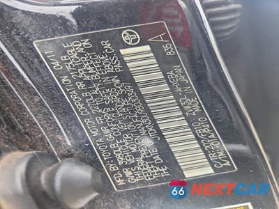 Zdjęcie 12 z 12 samochodu: 2011 TOYOTA PRIUS THREE VIN:JTDKN3DU9B0303497 - miniatura