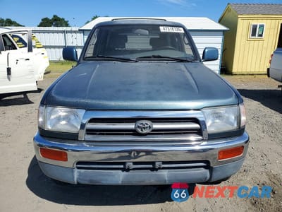 Piąte zdjęcie samochodu w środku: 1998 TOYOTA 4RUNNER SR5 VIN:JT3GN86R5W0078825 - miniatura