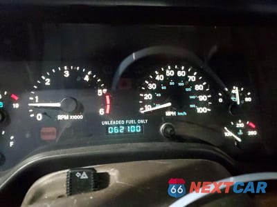 Zdjęcie 9 z 11 samochodu: 1997 JEEP WRANGLER / TJ SPORT VIN:1J4FY19S3VP431826 - miniatura