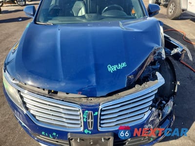 Zdjęcie 11 z 13 samochodu: 2018 LINCOLN MKC RESERVE VIN:5LMCJ3D98JUL00750 - miniatura