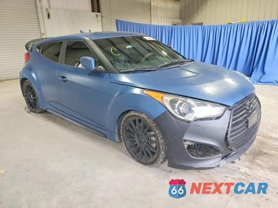 Czwarte zdjęcie samochodu z boku: 2016 HYUNDAI VELOSTER TURBO RALLY EDITION VIN:KMHTC6AE1GU261198 - miniatura