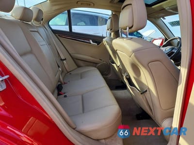 Zdjęcie 10 z 11 samochodu: 2014 MERCEDES-BENZ C 300 4MATIC VIN:WDDGF8AB0ER307091 - miniatura