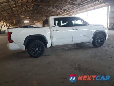 Trzecie zdjęcie samochodu z tyłu: 2024 TOYOTA TUNDRA LIMITED HV VIN:5TFWC5DB9RX063466 - miniatura