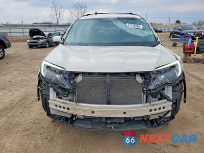 Piąte zdjęcie samochodu w środku: 2018 HONDA PILOT EX VIN:5FNYF6H38JB071078 - miniatura