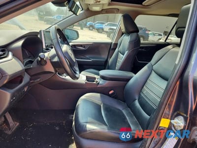 Zdjęcie 7 z 12 samochodu: 2019 TOYOTA RAV4 HYBRID LIMITED VIN:2T3DWRFV4KW009483 - miniatura