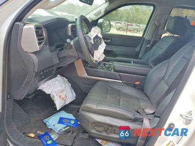 Zdjęcie 7 z 11 samochodu: 2024 TOYOTA TUNDRA LIMITED HV VIN:5TFJC5DB0RX058313 - miniatura