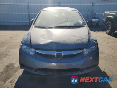 Piąte zdjęcie samochodu w środku: 2011 HONDA CIVIC LX VIN:2HGFA1F52BH307833 - miniatura