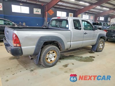 Trzecie zdjęcie samochodu z tyłu: 2014 TOYOTA TACOMA BASE VIN:5TFUX4EN2EX028180 - miniatura