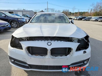 Piąte zdjęcie samochodu w środku: 2016 BMW 528 XI VIN:WBA5A7C55GG150087 - miniatura