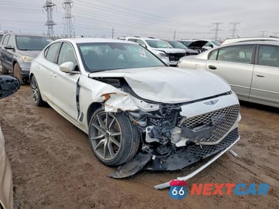 Czwarte zdjęcie samochodu z boku: 2025 GENESIS G70 2.5T STANDARD VIN:KMTG34SC2SU150340 - miniatura