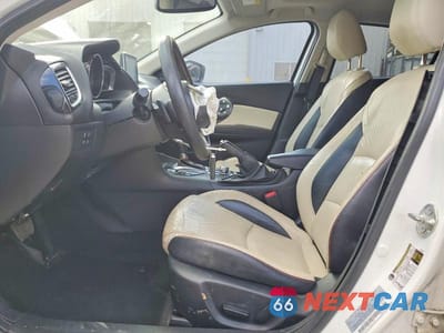 Zdjęcie 7 z 12 samochodu: 2016 MAZDA 3 GRAND TOURING VIN:JM1BM1N32G1292339 - miniatura