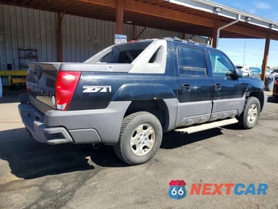 Trzecie zdjęcie samochodu z tyłu: 2003 CHEVROLET AVALANCHE K1500 VIN:3GNEK13T83G132989 - miniatura