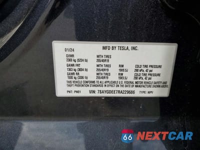 Zdjęcie 12 z 12 samochodu: 2024 TESLA MODEL Y VIN:7SAYGDEE7RA229686 - miniatura