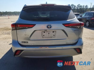 Zdjęcie 6 z 14 samochodu: 2021 TOYOTA HIGHLANDER HYBRID VIN:5TDFARAH9MS005331 - miniatura