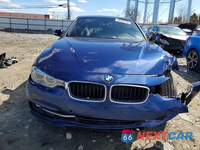 Piąte zdjęcie samochodu w środku: 2017 BMW 330 XI VIN:WBA8D9C56HA003703 - miniatura