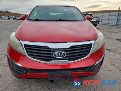 Piąte zdjęcie samochodu w środku: 2011 KIA SPORTAGE LX VIN:KNDPB3A22B7084195 - miniatura