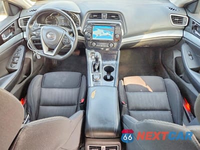 Zdjęcie 8 z 12 samochodu: 2017 NISSAN MAXIMA 3.5 S VIN:1N4AA6AP3HC365952 - miniatura