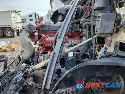 Zdjęcie 7 z 10 samochodu: 2019 MACK ANTHEM SEMI TRUCK VIN:1M1AN4GY9KM009266 - miniatura