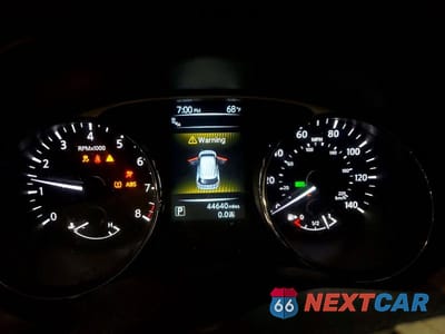 Zdjęcie 9 z 13 samochodu: 2016 NISSAN ROGUE SL VIN:5N1AT2MV9GC770912 - miniatura