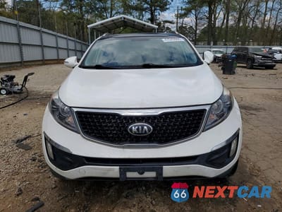 Piąte zdjęcie samochodu w środku: 2016 KIA SPORTAGE EX VIN:KNDPC3AC3G7862629 - miniatura
