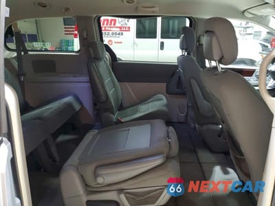 Zdjęcie 11 z 13 samochodu: 2010 CHRYSLER TOWN & COUNTRY TOURING VIN:2A4RR5D1XAR492549 - miniatura