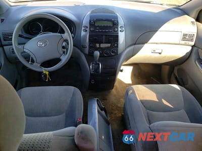 Zdjęcie 8 z 12 samochodu: 2009 TOYOTA SIENNA LE 8-PASSENGER VIN:5TDZK23C19S250294 - miniatura