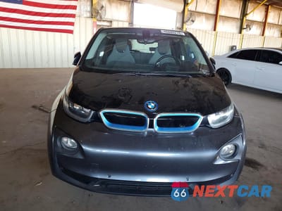 Piąte zdjęcie samochodu w środku: 2017 BMW I3 BEV VIN:WBY1Z6C36HV950167 - miniatura
