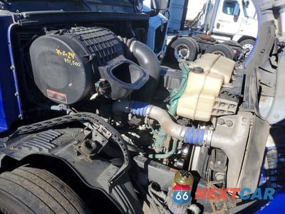 Zdjęcie 7 z 10 samochodu: 2018 VOLVO VN VNL VIN:4V4NC9EJ1JN895588 - miniatura