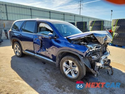 Czwarte zdjęcie samochodu z boku: 2023 HONDA PILOT EXL VIN:5FNYG1H44PB056935 - miniatura