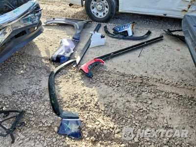 Zdjęcie 12 z 13 samochodu: 2025 TOYOTA TUNDRA PLATINUM HV VIN:5TFNC5DB6SX107702 - miniatura