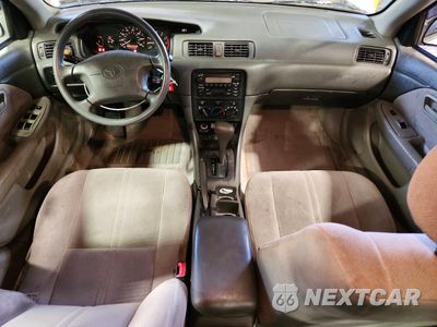 Zdjęcie 8 z 12 samochodu: 2001 TOYOTA CAMRY CE VIN:4T1BG22K01U117517 - miniatura