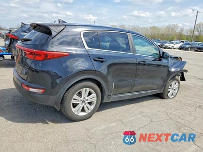 Trzecie zdjęcie samochodu z tyłu: 2019 KIA SPORTAGE LX VIN:KNDPM3AC1K7615583 - miniatura