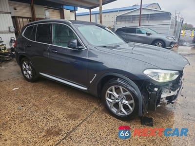 Czwarte zdjęcie samochodu z boku: 2020 BMW X3 XDRIVE30I VIN:5UXTY5C00LLT33556 - miniatura