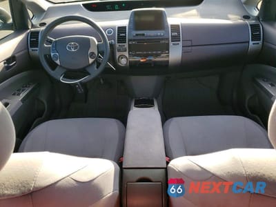 Zdjęcie 8 z 12 samochodu: 2004 TOYOTA PRIUS BASE VIN:JTDKB20UX40017461 - miniatura