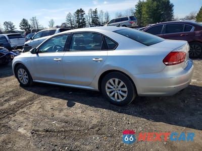 Drugie zdjęcie samochodu z przodu: 2012 VOLKSWAGEN PASSAT S VIN:1VWAP7A3XCC081137 - miniatura