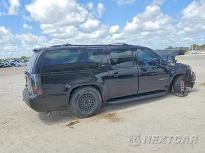 Trzecie zdjęcie samochodu z tyłu: 2011 GMC YUKON XL C1500 SLT VIN:1GKS1KE0XBR116092 - miniatura