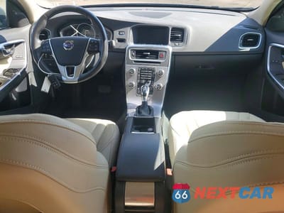 Zdjęcie 8 z 11 samochodu: 2018 VOLVO S60 PLATINUM VIN:LYV402TM6JB157676 - miniatura