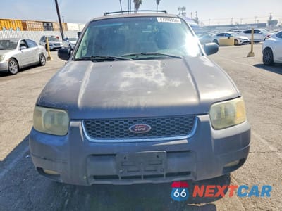 Piąte zdjęcie samochodu w środku: 2003 FORD ESCAPE XLT VIN:1FMCU03163KA41050 - miniatura